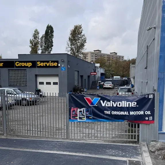 Warsztat z zewnątrz Twin Torque Service Warszawa Targówek